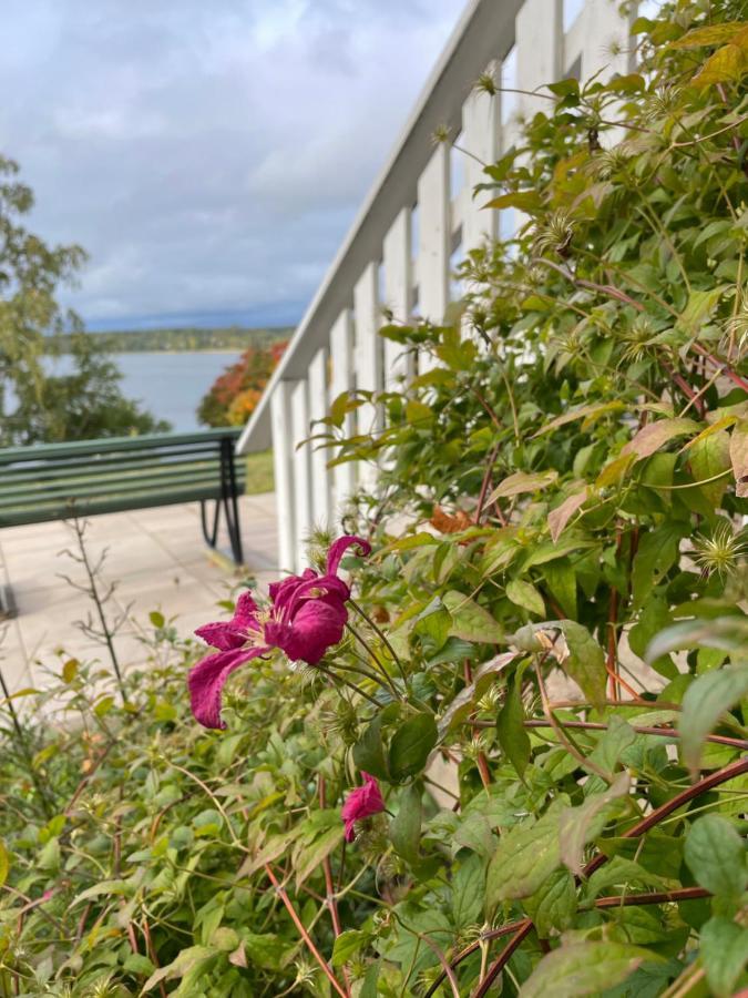 Labbnaes Semesterhem, Radhuset Kemionsaari Exterior foto