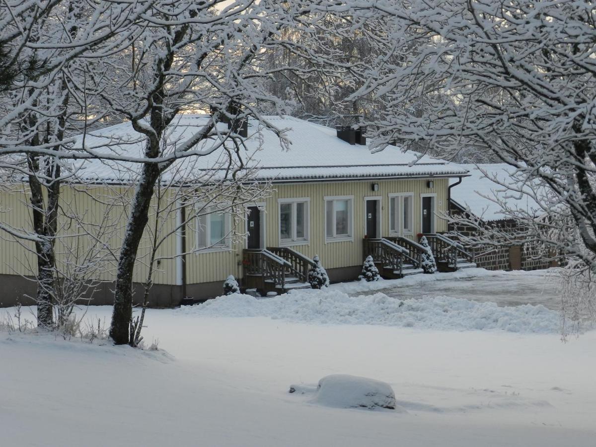 Labbnaes Semesterhem, Radhuset Kemionsaari Exterior foto
