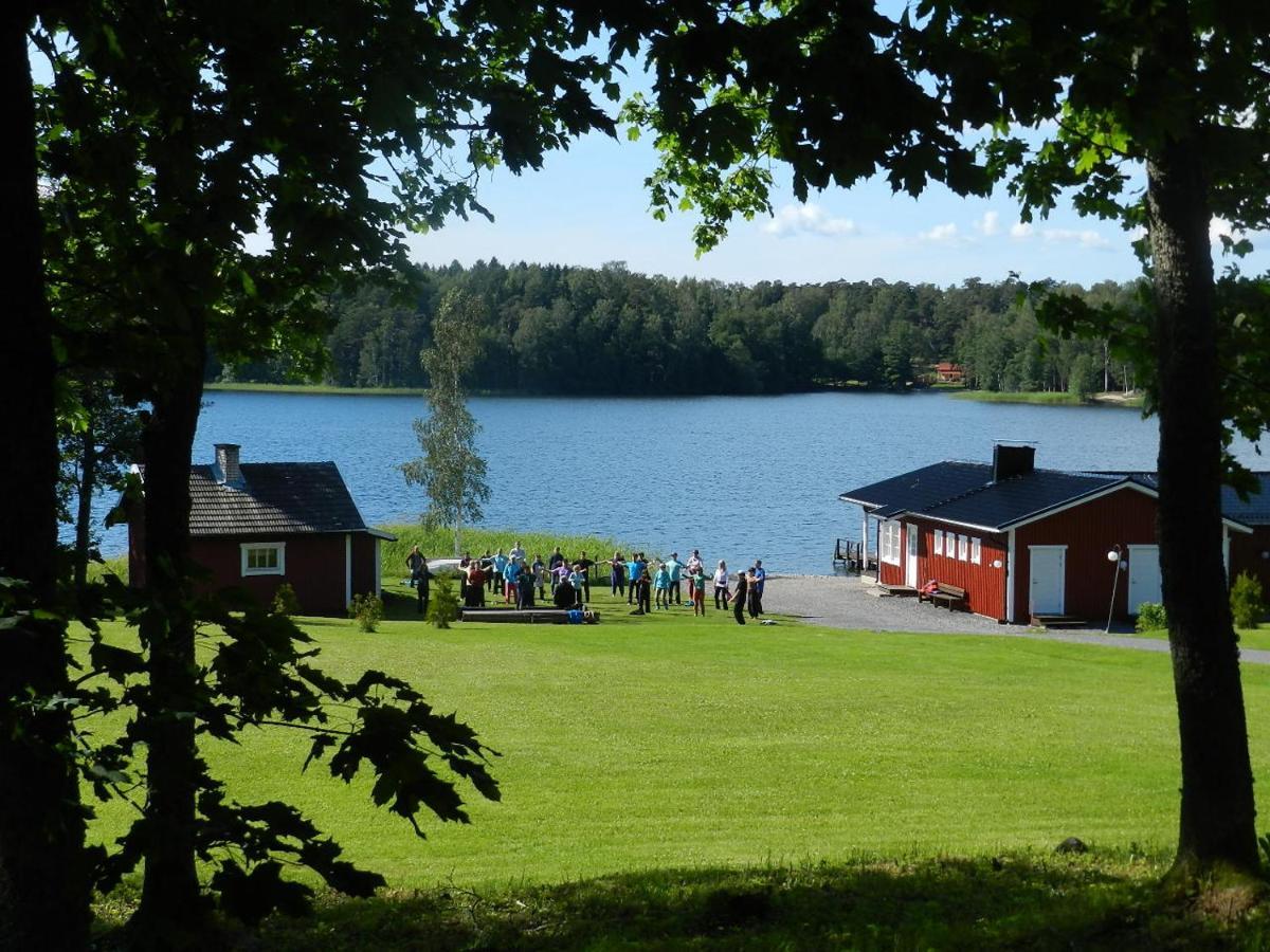 Labbnaes Semesterhem, Radhuset Kemionsaari Exterior foto